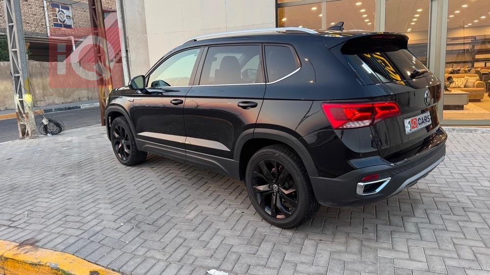 Volkswagen Taos